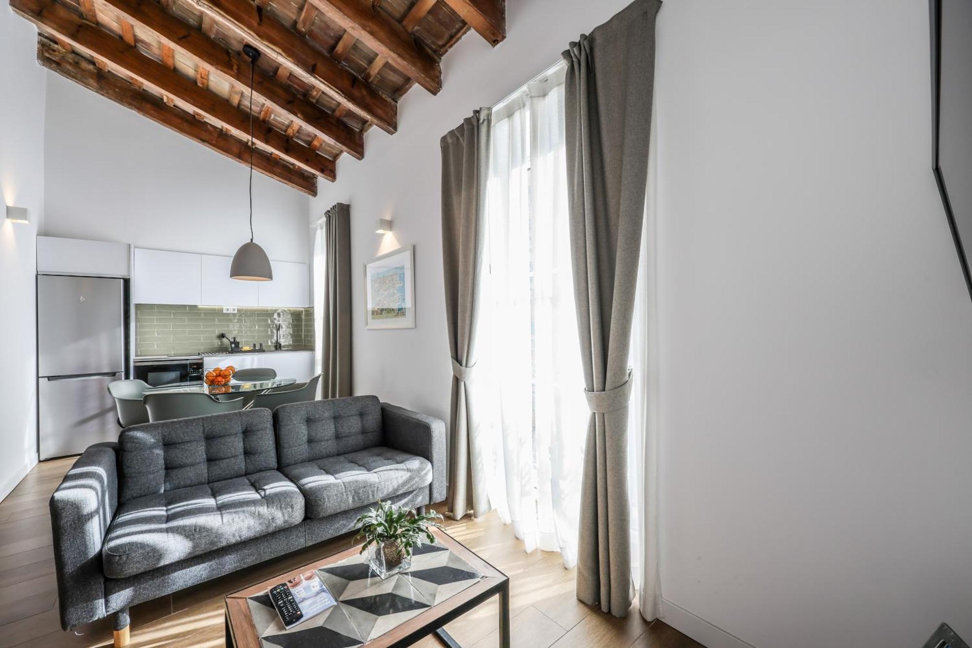 Amazinn Places Evi Apartments Valencia Exterior photo