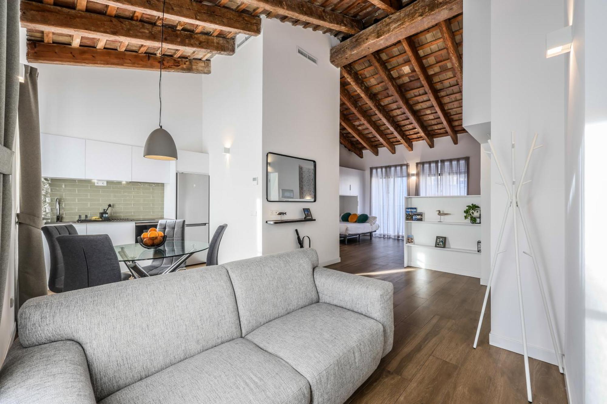 Amazinn Places Evi Apartments Valencia Exterior photo