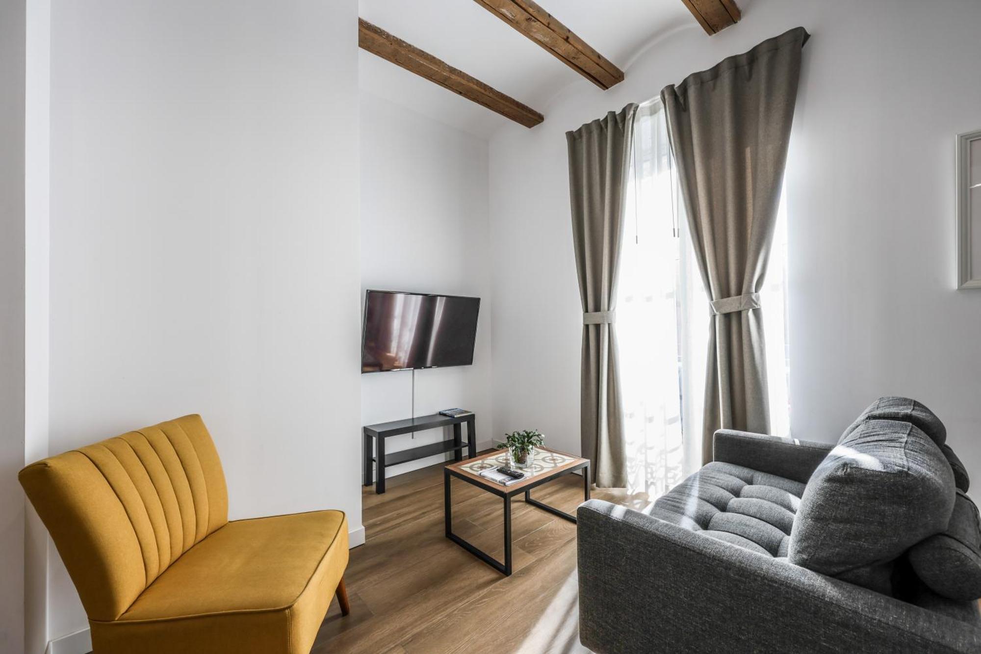 Amazinn Places Evi Apartments Valencia Exterior photo