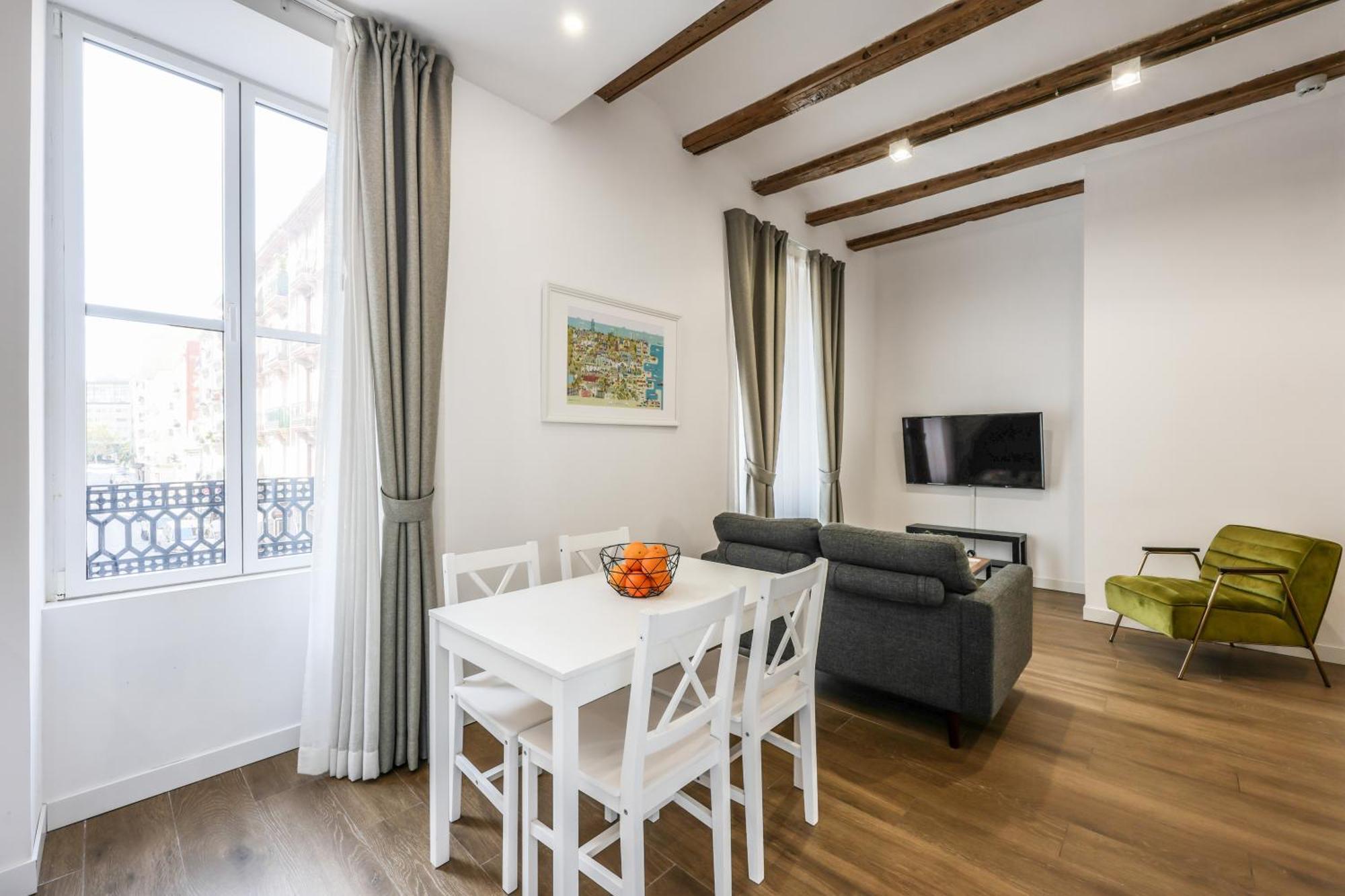 Amazinn Places Evi Apartments Valencia Exterior photo